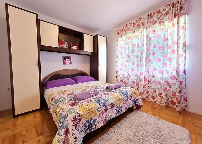 Ksenija Apartman