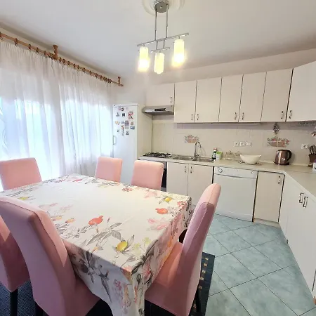 Apartment Ksenija *