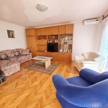 Apartment Ksenija Novi Vinodolski
